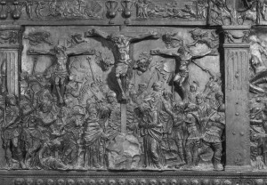 Pulpito_della_passione,_crocifissione